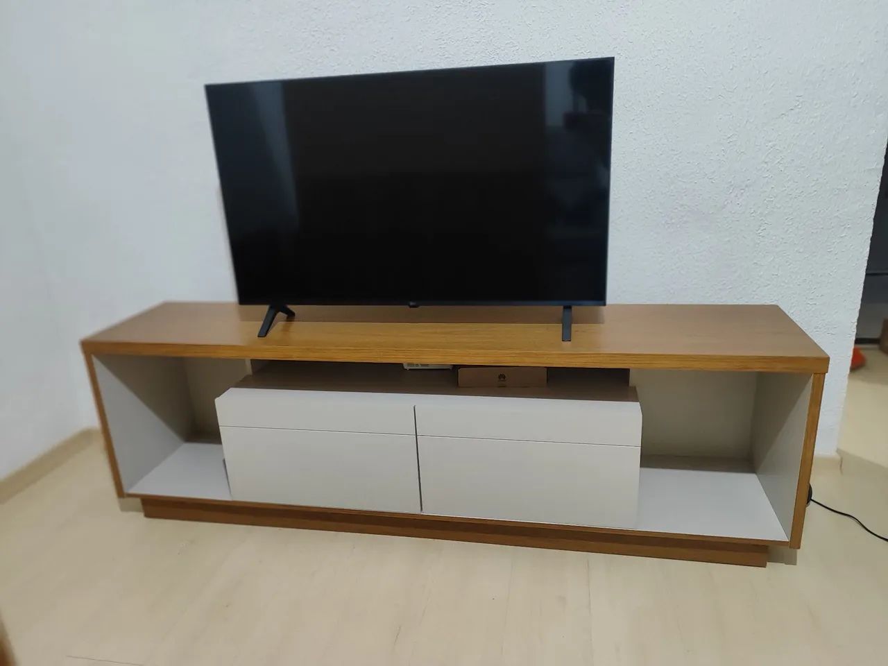 Rack para TV até 75 Polegadas com LED MDF 181cm 2 Portas - Foto 3
