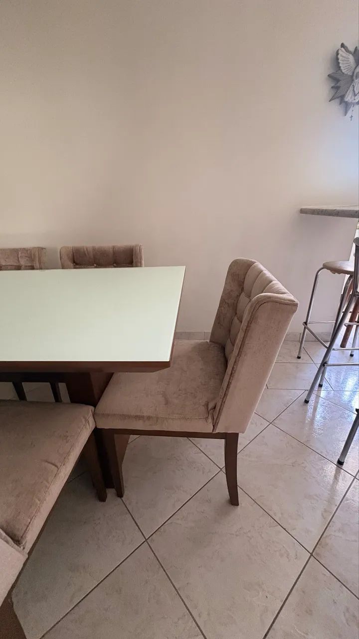 Mesa de jantar com 6 cadeiras poltronas  - Foto 3