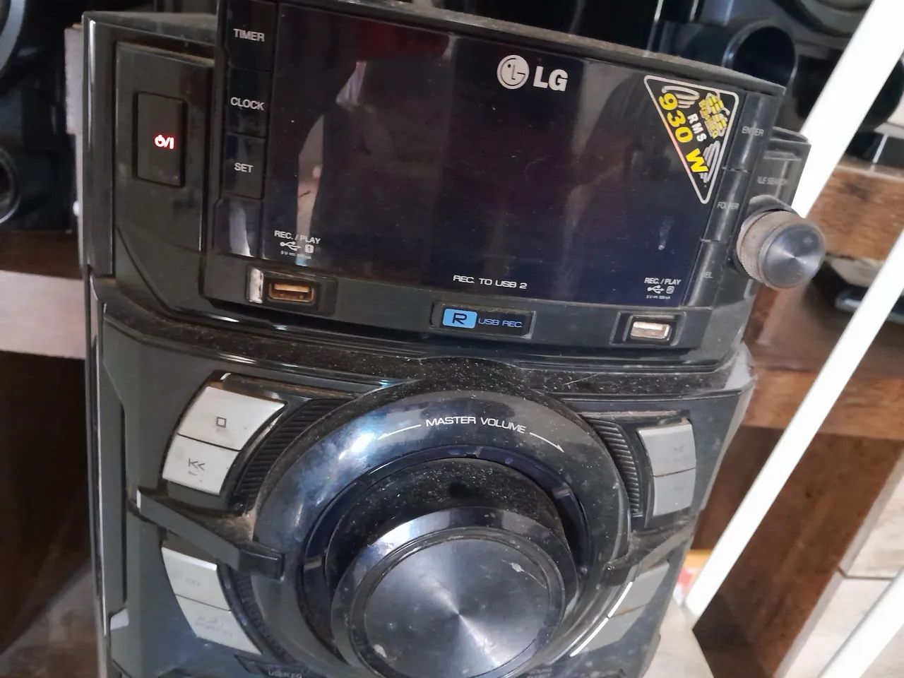 Som LG. - Foto 3