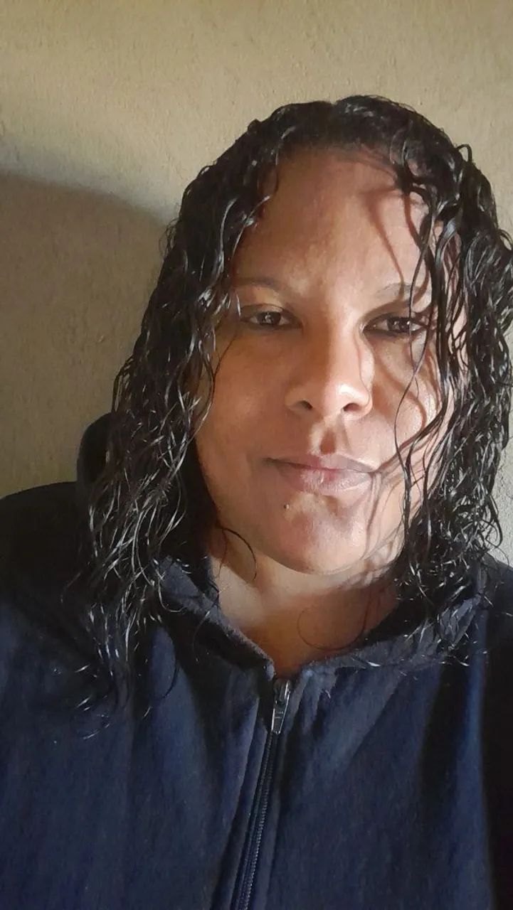 Babá disponível 