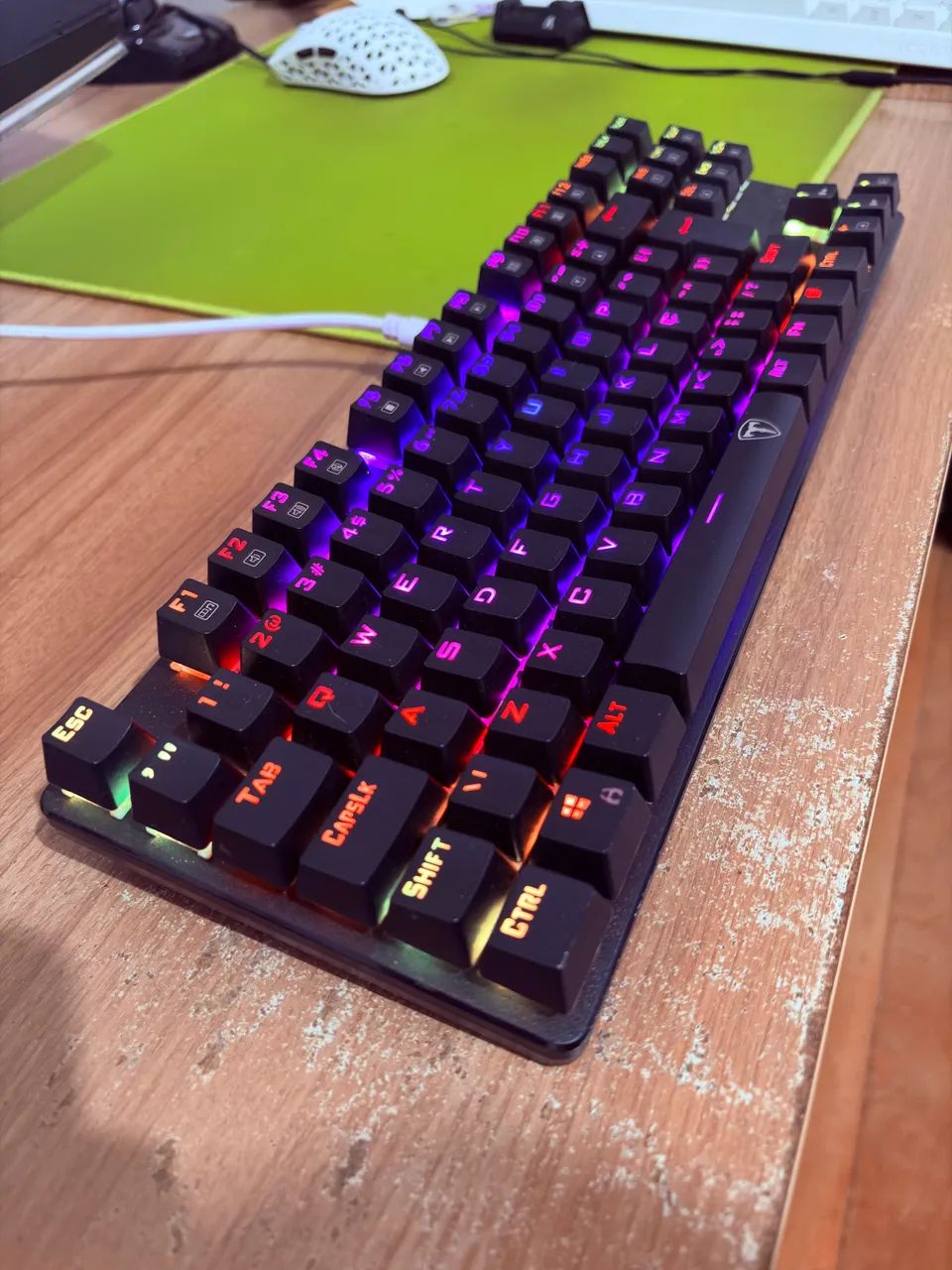 Teclado Gamer mecanico t-dagger