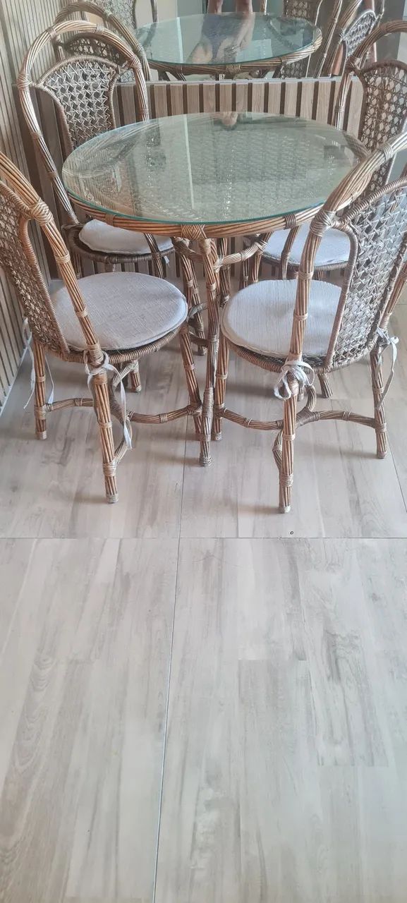 Mesa com 4 cadeiras - Foto 4