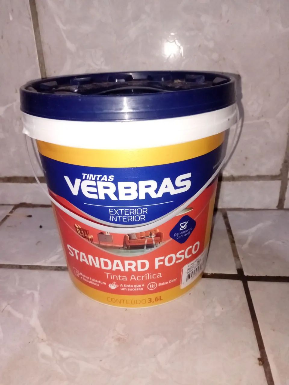 Tinta roxa ainda lacrado,  3,6l 