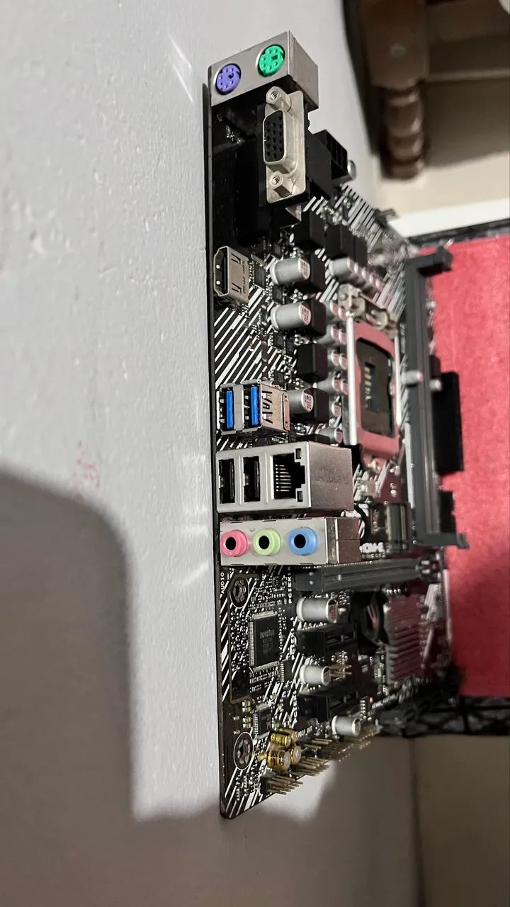 Placa mãe ASUS Prime H410m-e DEFEITO - Foto 2