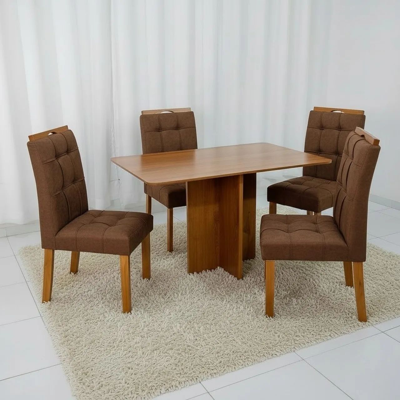 Mesa de Jantar 120 (Tampo s/ vidro)  com 4 Cadeiras - Foto 3