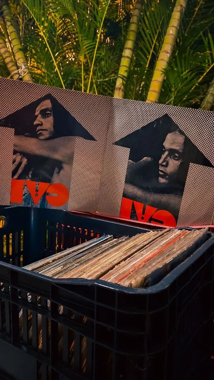 VINIL CAETANO VELOSO - TRANSA 1972 - CAPA DUPLA. - Foto 3