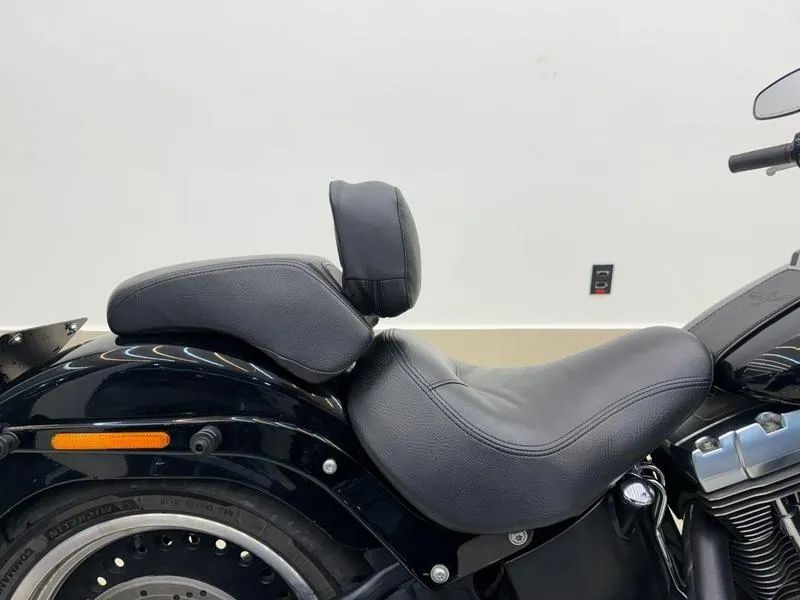 HARLEY-DAVIDSON FLSTFB 2013 - Foto 4