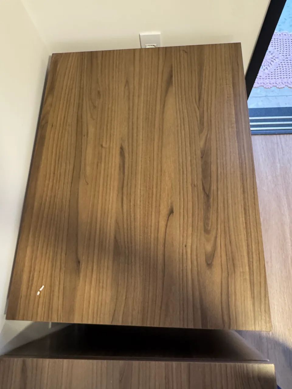 Mesa de escritório 0,90x0,68 - Foto 2