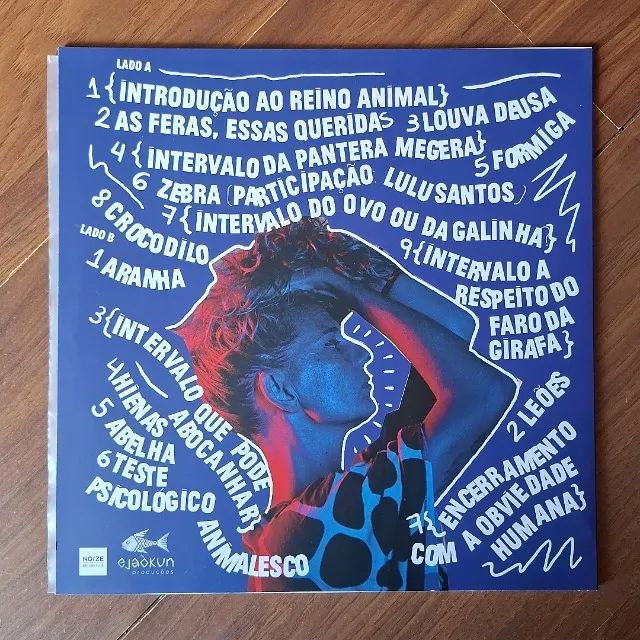 Vinil Letrux - Como Mulher Girafa | NOIZE #077 + Revista - Foto 4