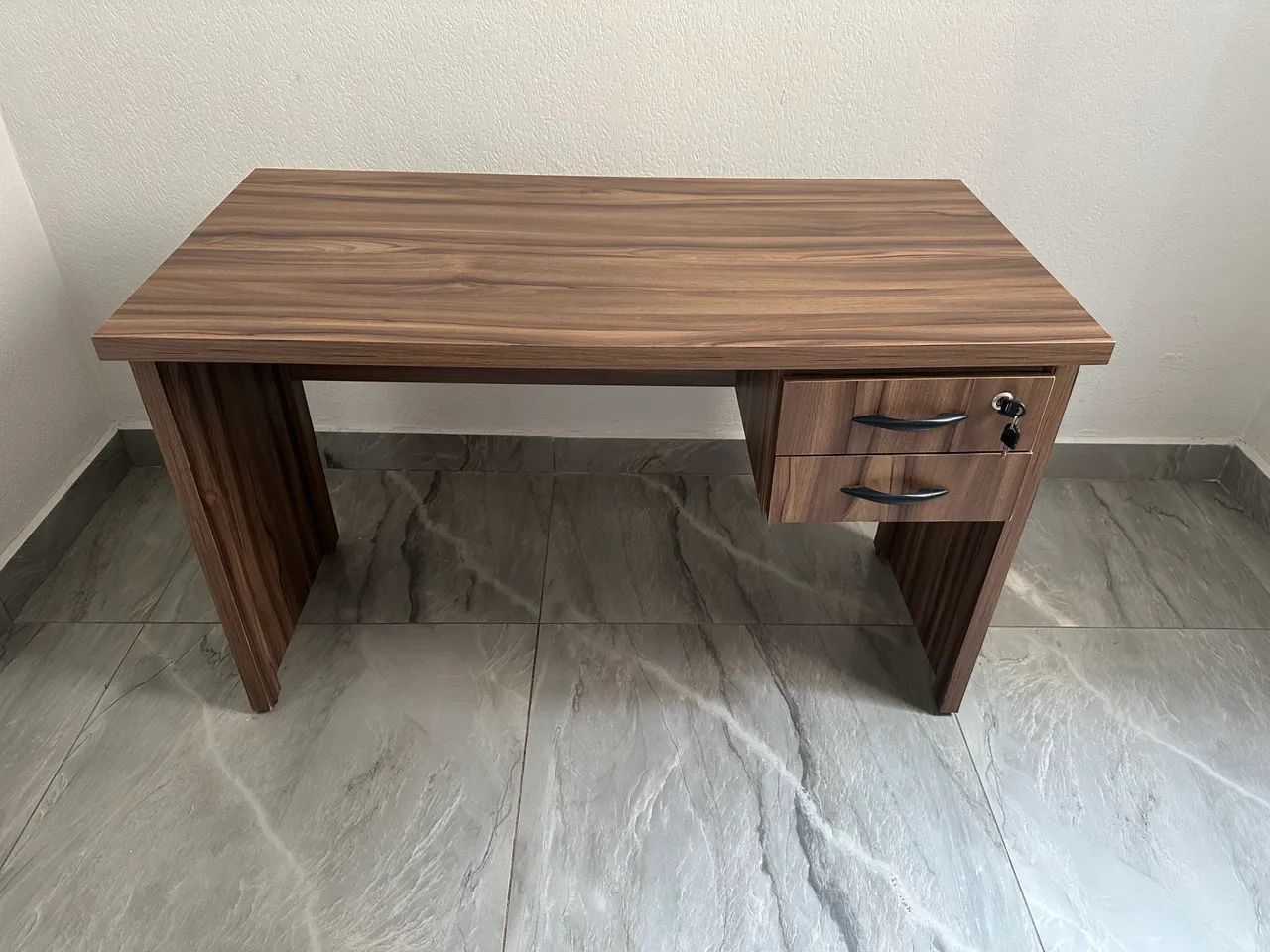 Cadeira executiva + mesa para computador - Foto 4