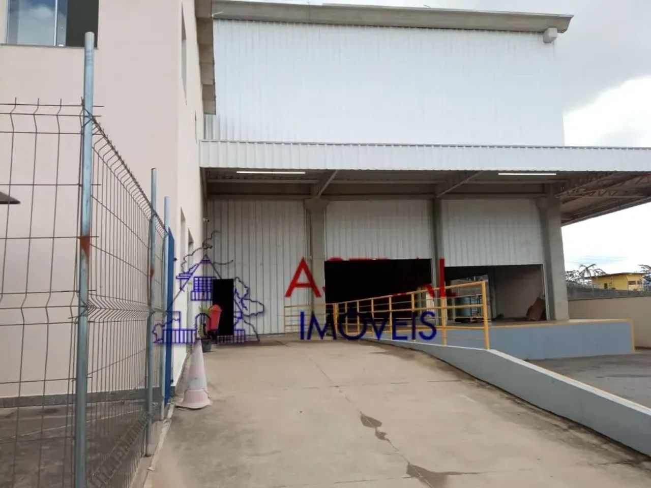 Galpão aluguel possui 1150 m² terreno 2.000 para venda: Galpão 1.150 terreno 20.000 m²