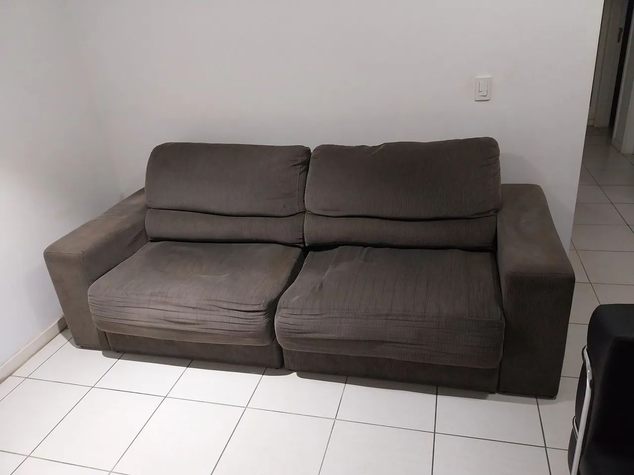 SOFÁ RETRÁTIL E RECILNÁVEL DE 2,40 metros  - Foto 3