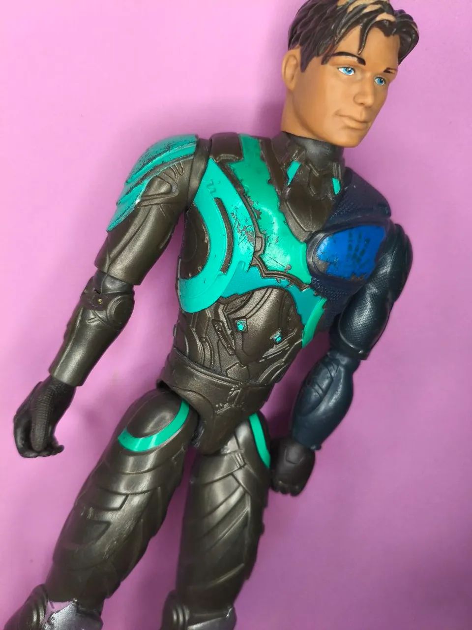 Boneco Max steel usado possui aranhões e falhas n pintura  - Foto 3