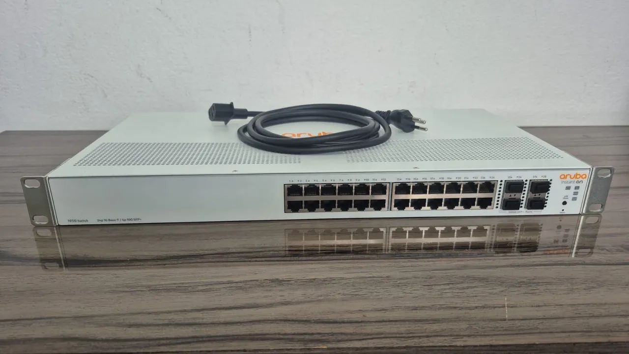 Switch Gerenciável HPE Aruba 1930 24G