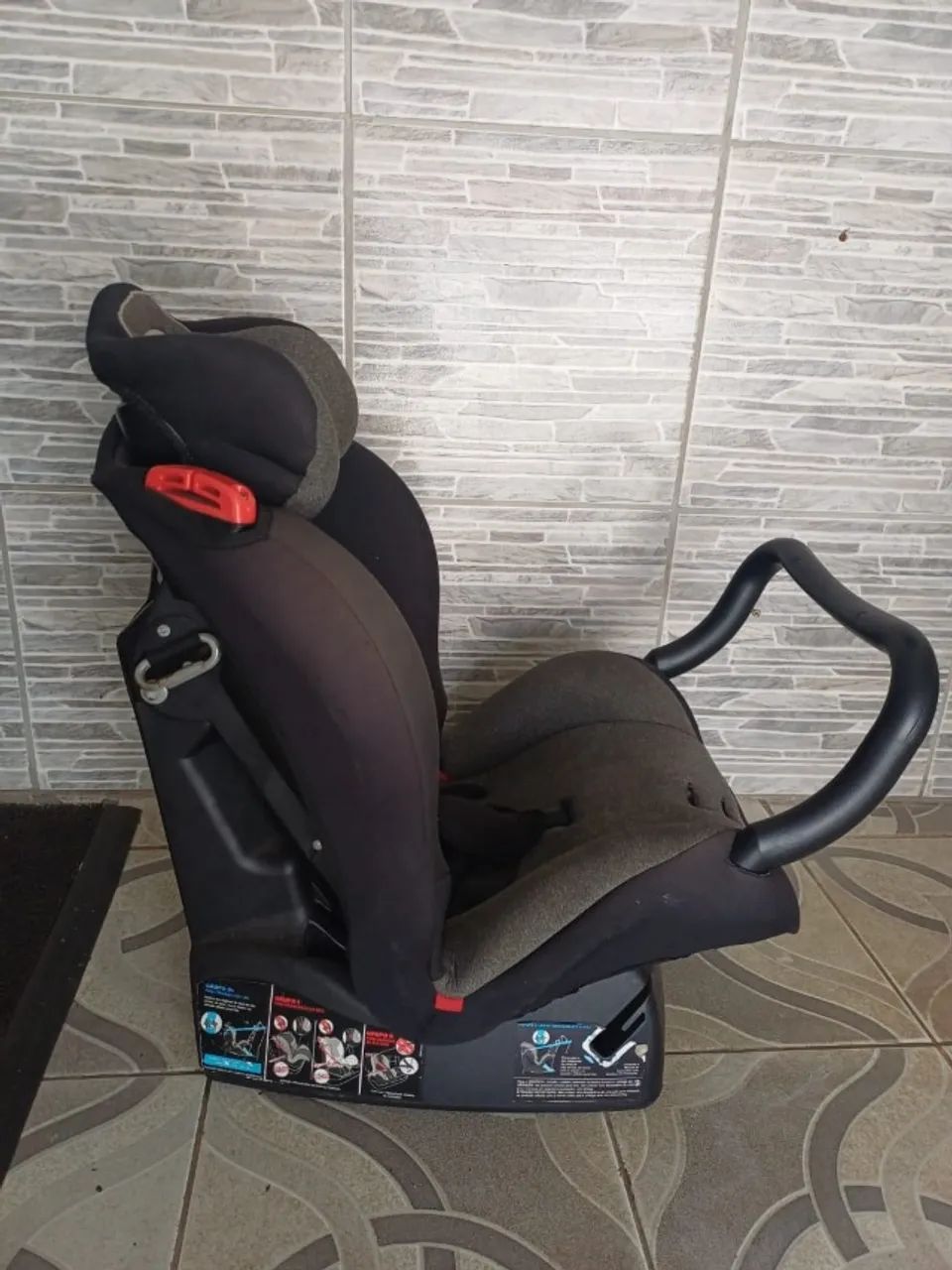Cadeira para Auto Burigotto Matrix Evolution K 0 a 25kg - Excelente Estado - Foto 4
