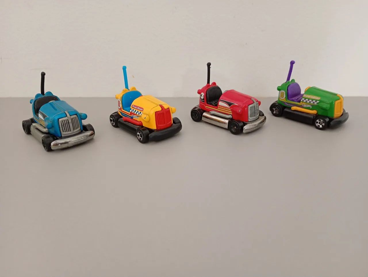 Carros Hotwheels - Bate Bate - Foto 5