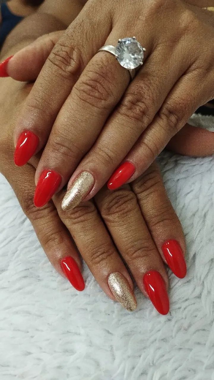Vaga pra manicure 