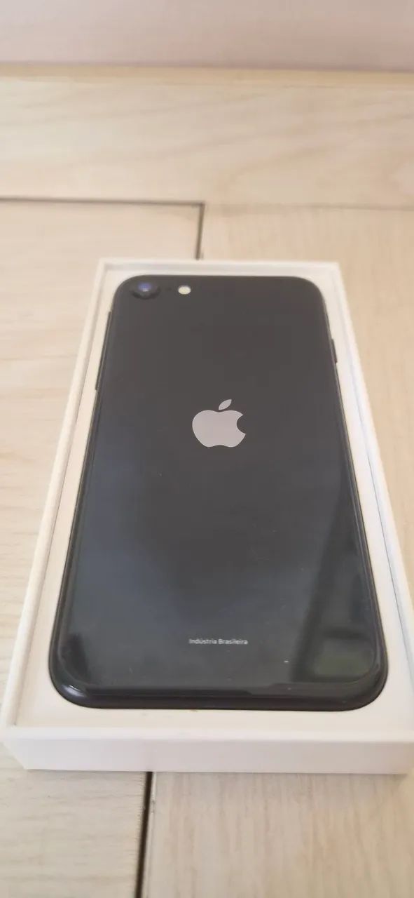 IPhone SE de 64GB preto - Foto 2