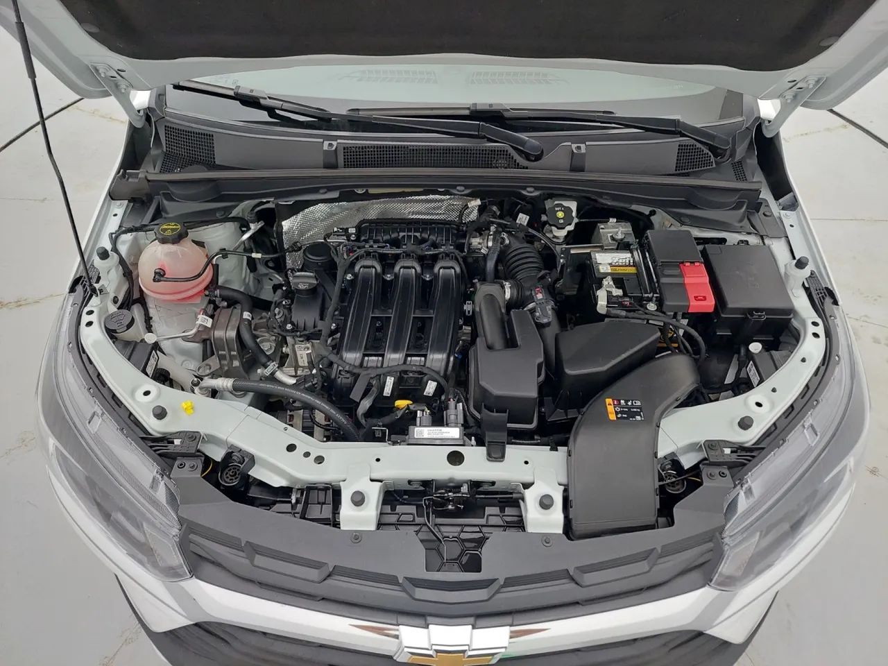 Chevrolet Onix Hatch 1.0 12V Flex Mec. 4P, foto 10 de 18
