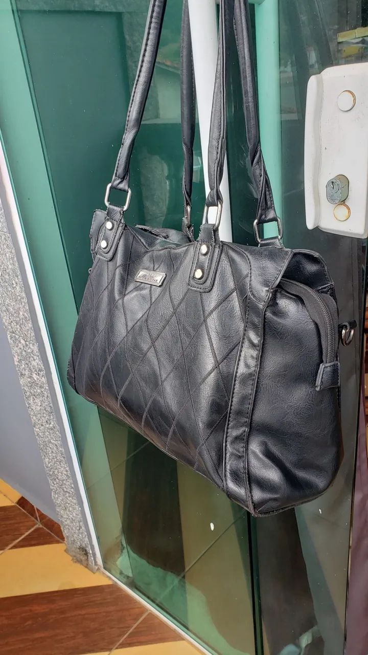 BOLSA DE COURO PRETA  - Foto 4