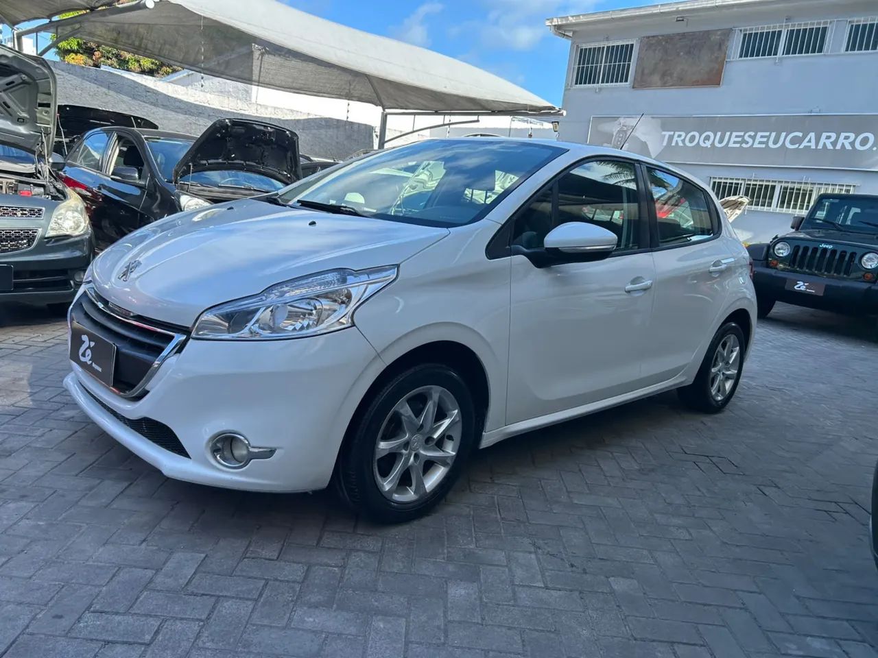 Peugeot 208 Active/active Pack 1.5 Flex 8V 5P 2015 - Foto 2