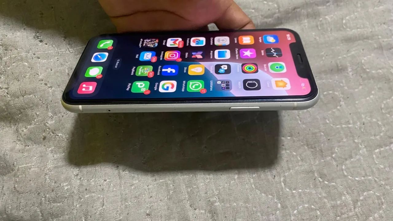 iPhone XR nunca aberto, todo ok 800 - Foto 3