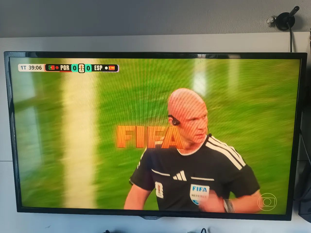 Smart TV Samsung 40" Full HD (Modelo UN40F5500) **Com Rack Incluso** - Muito Bom Estado! - Foto 3