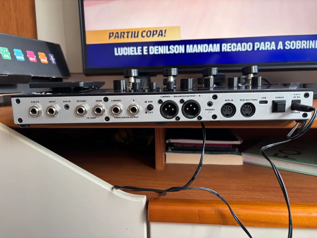 Pedal De Efeito Valeton Gp-200 Multi-effects Processor Preto - Foto 4
