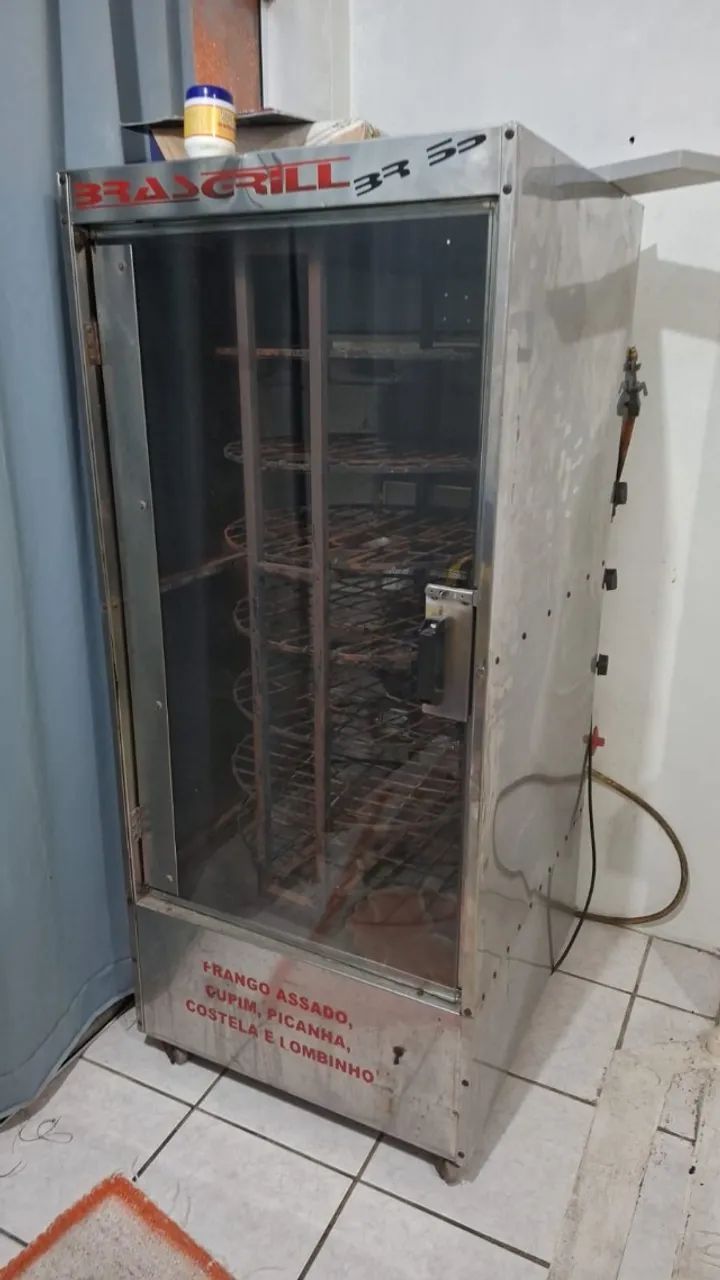 Máquina de frango giratória 