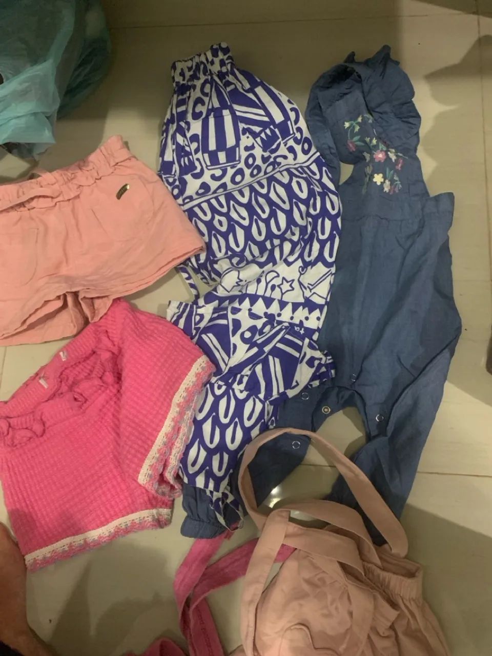 Roupas menina 