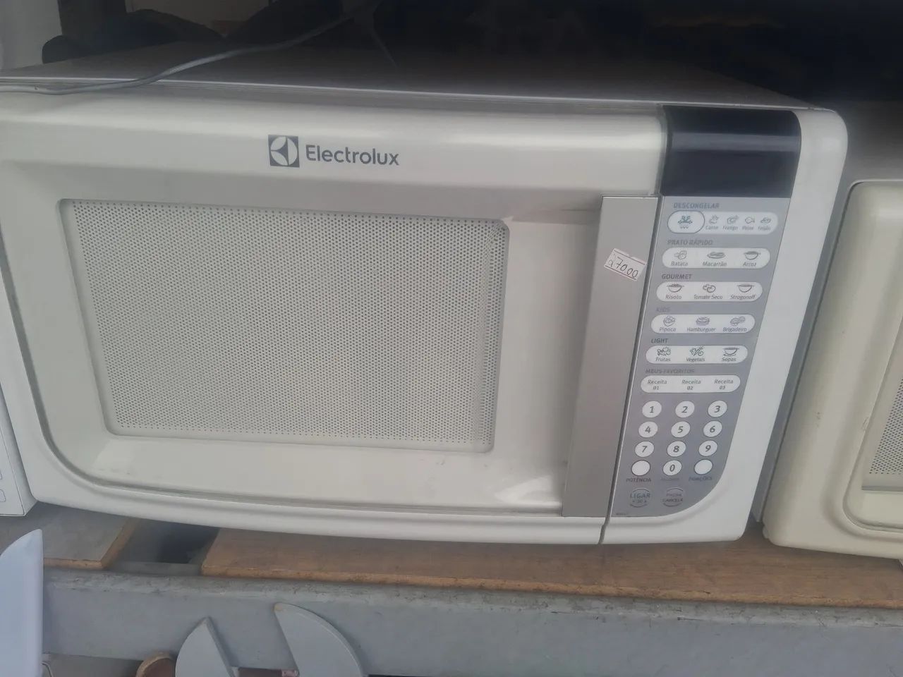 Microondas Electrolux 31 litros com garantia 