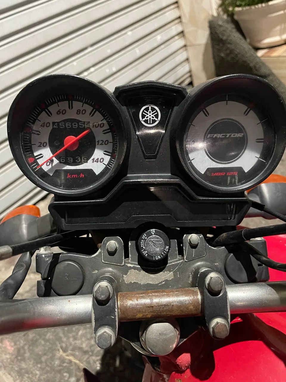 VENDO YBR FACTOR K1  - Foto 4