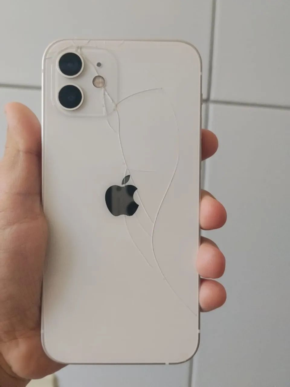 Iphone 12 - branco  - Foto 4