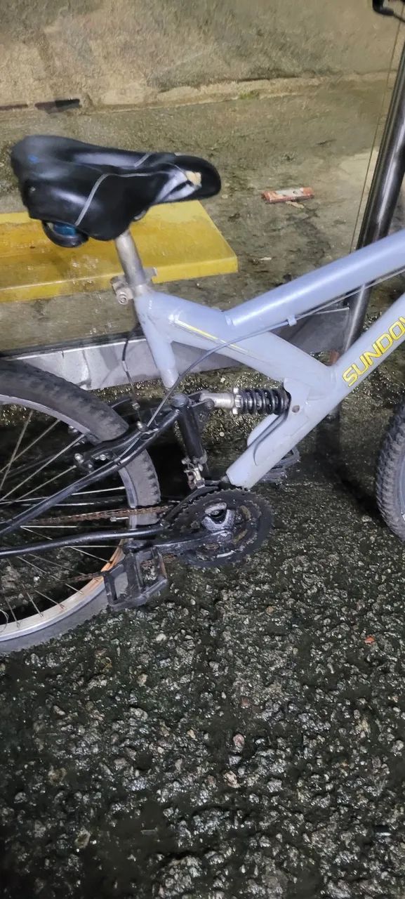 Bicicleta aro 26 com amortecedor  - Foto 2