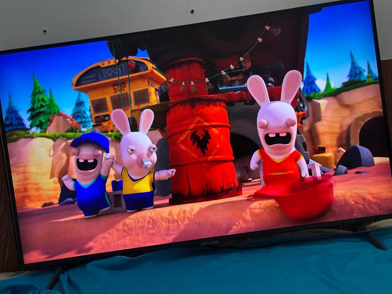 Tv Samsung cristal 4k 43 polegadas  - Foto 2