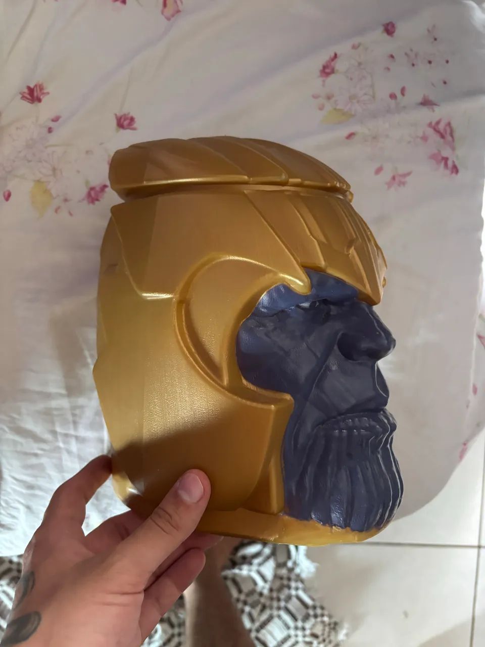 Cabeça do thanos balde de pipoca