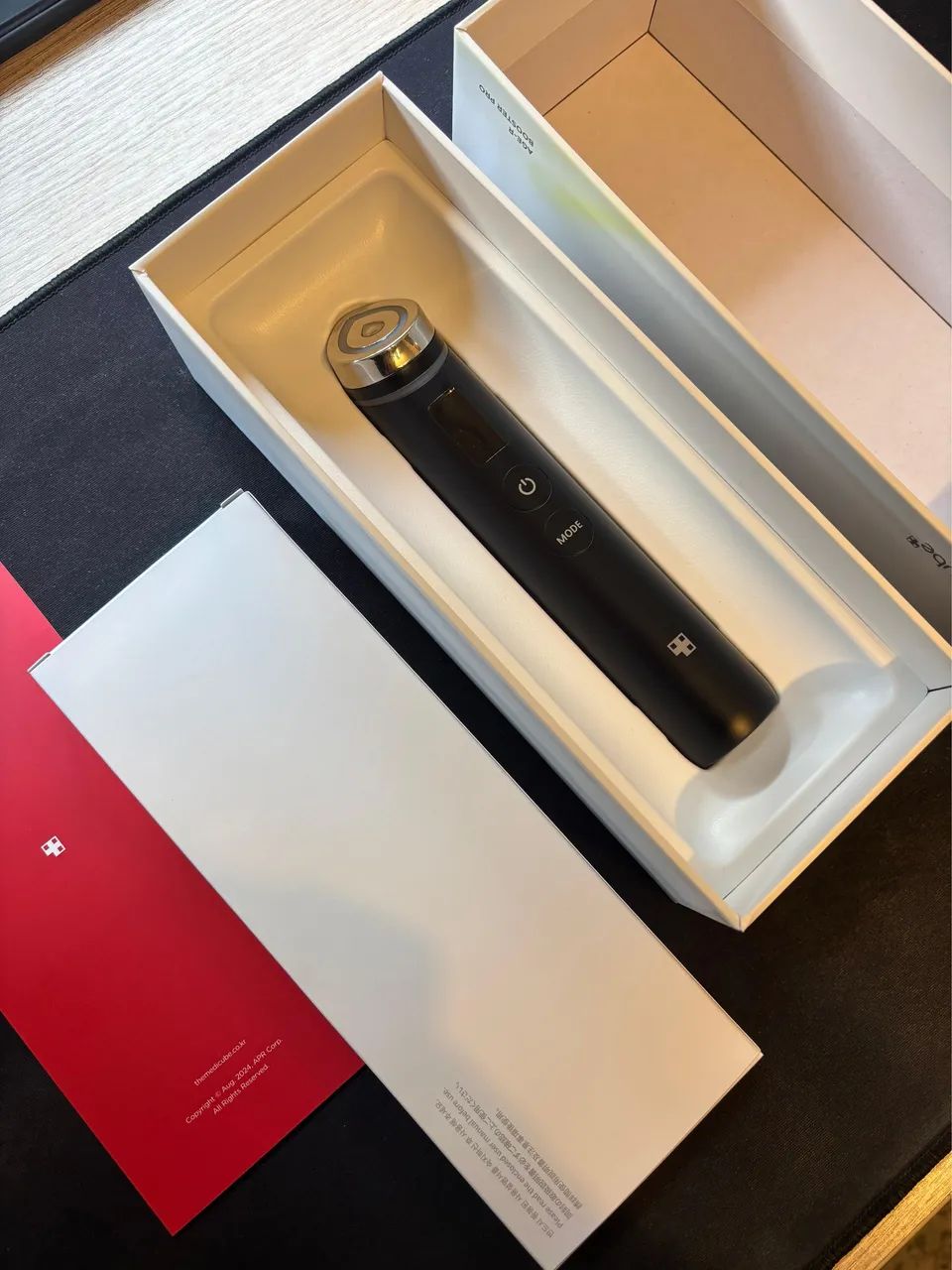 Medicube AGE R Booster Pro