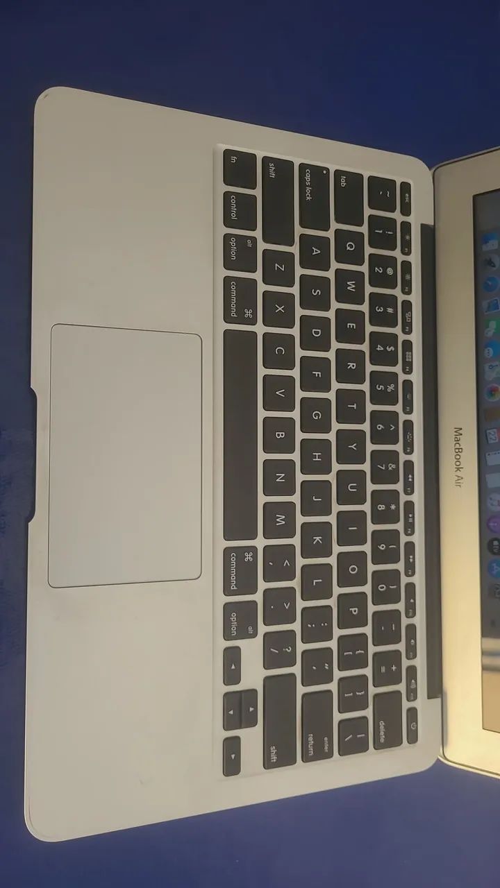 Macbook Air 2014 Core i5 - Notebooks - Parque Lafaiete, Duque de