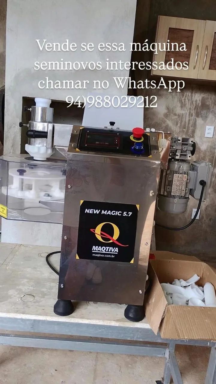 Máquina de salgados 
