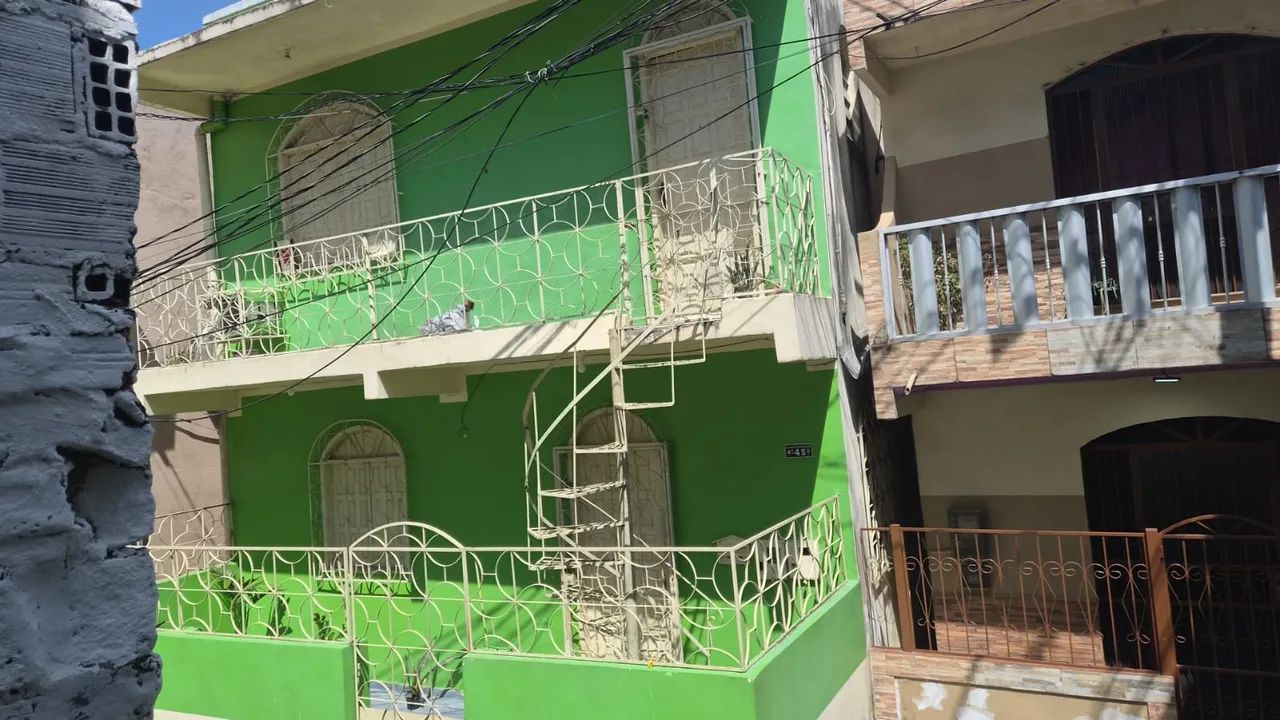 Vendo casa  Educandos  - Foto 2