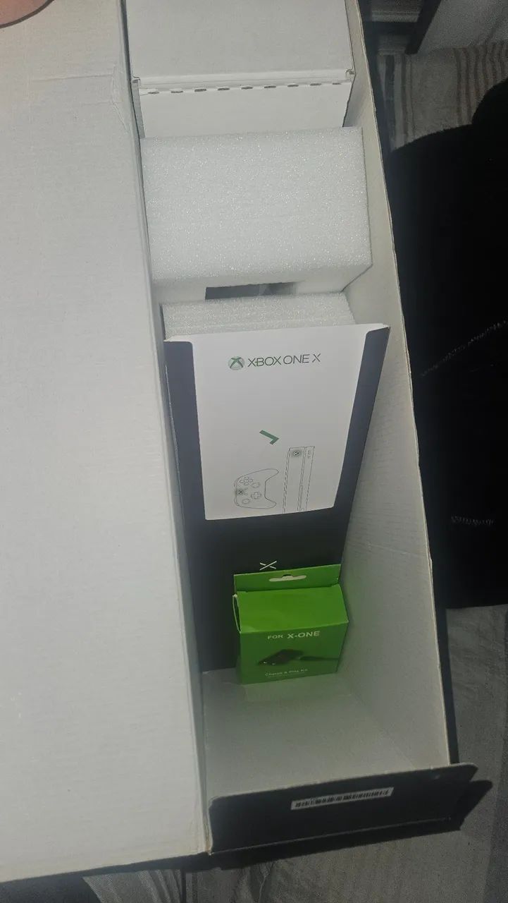 XBOX ONE X 1TB - Foto 5