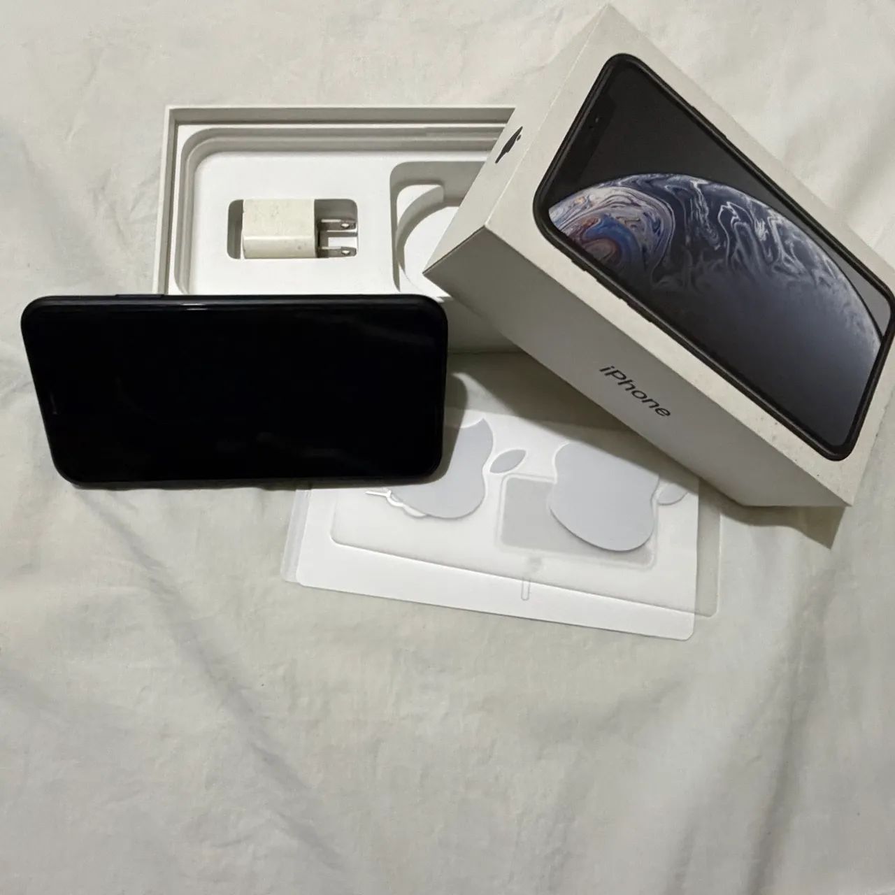 iPhone XR 64 GB - Foto 3