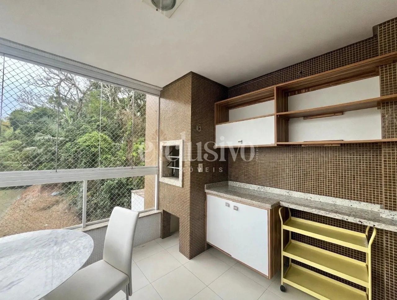 Apartamento 3 quartos e 3 vagas em Coqueiros