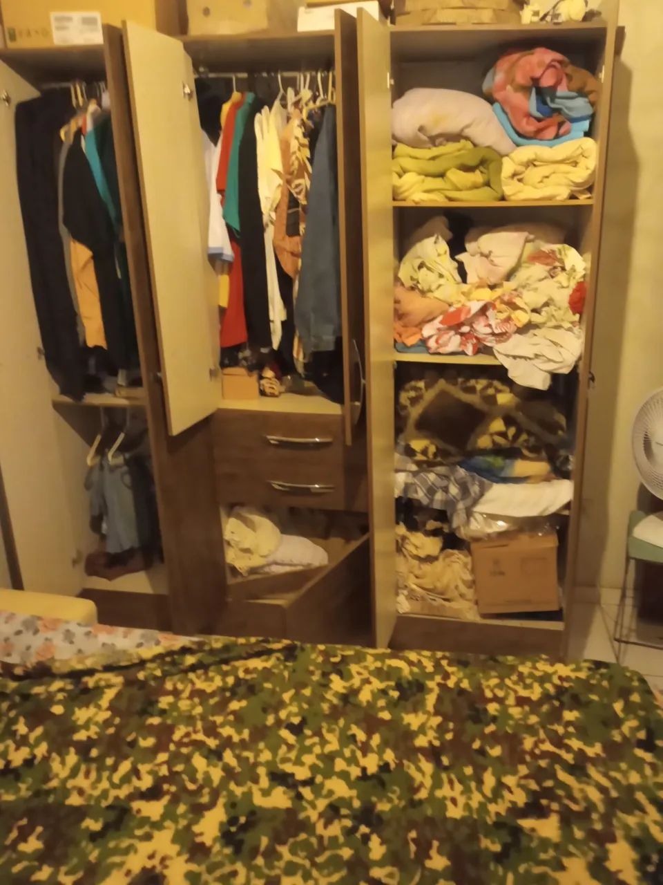 Guarda roupas - Foto 2