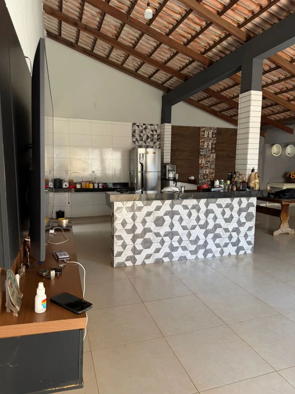 Casa ampla e confortável com 6 quartos na região norte com placa solar - Foto 5