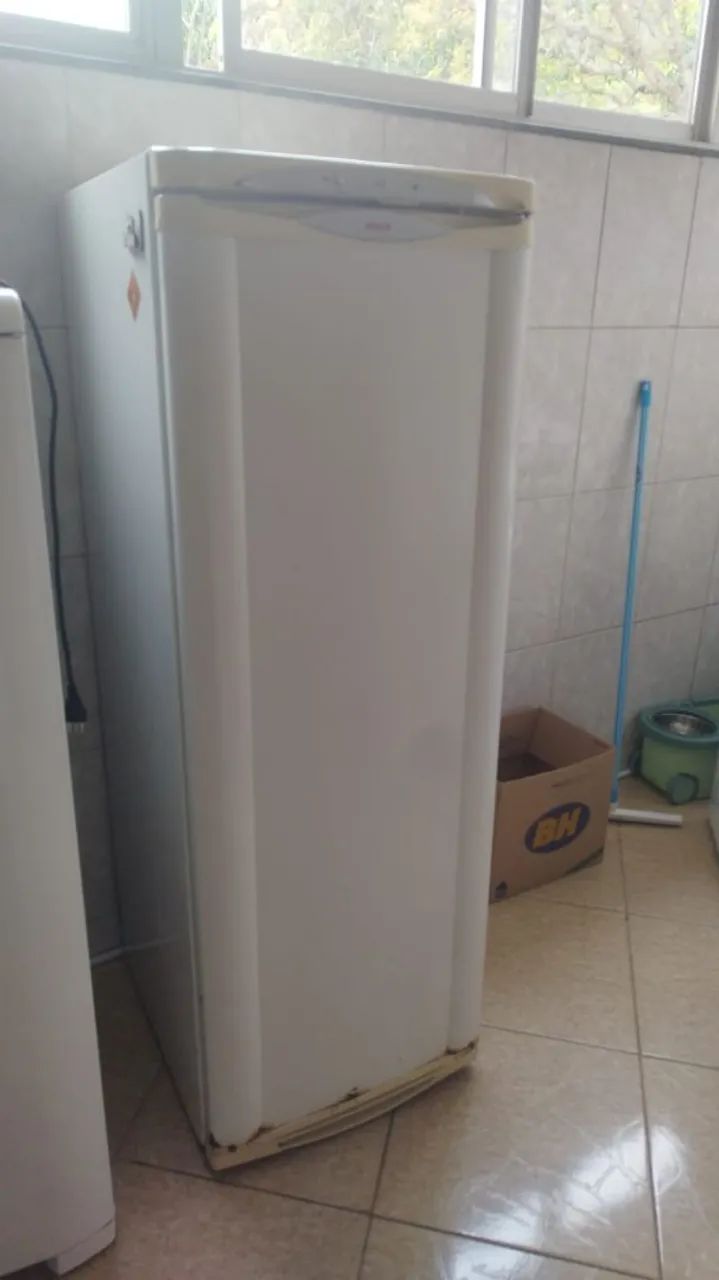 Vendo geladeira - Foto 2