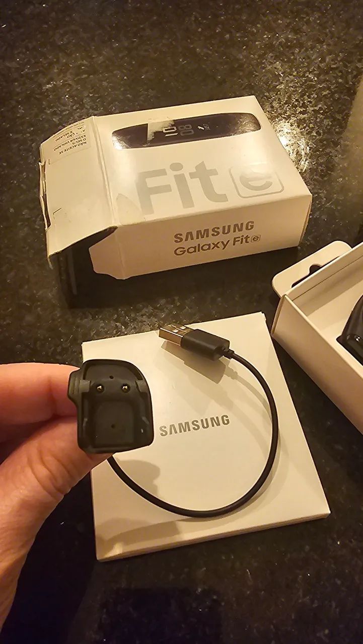 Samsung Galaxy Fit e - para uso das peças e acessórios. Nunca usada - Foto 2
