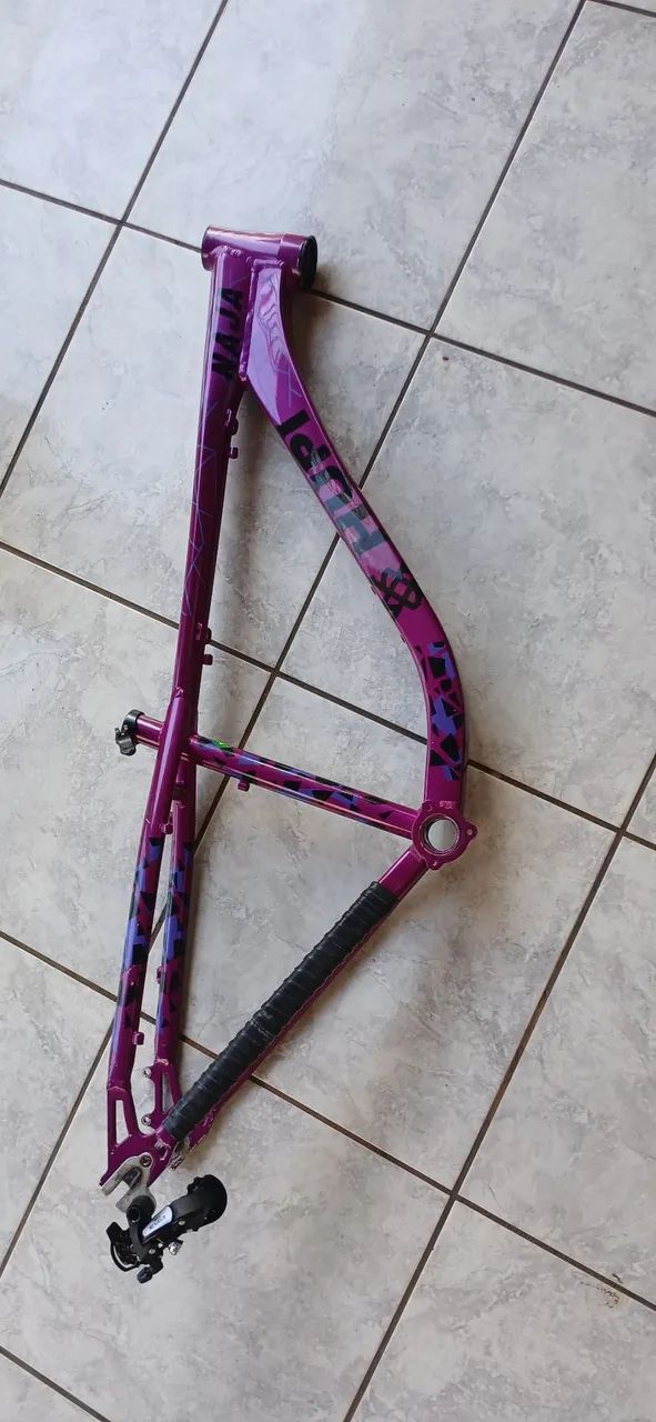 Quadro hupi naja 2025 roxo  - Foto 4