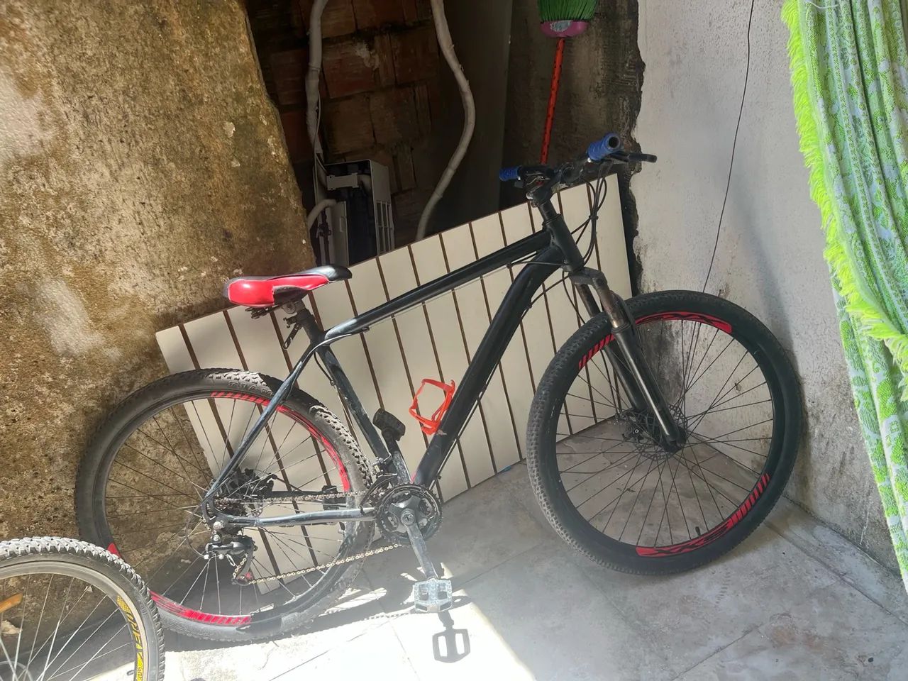 Bicicleta semi nova - Foto 2