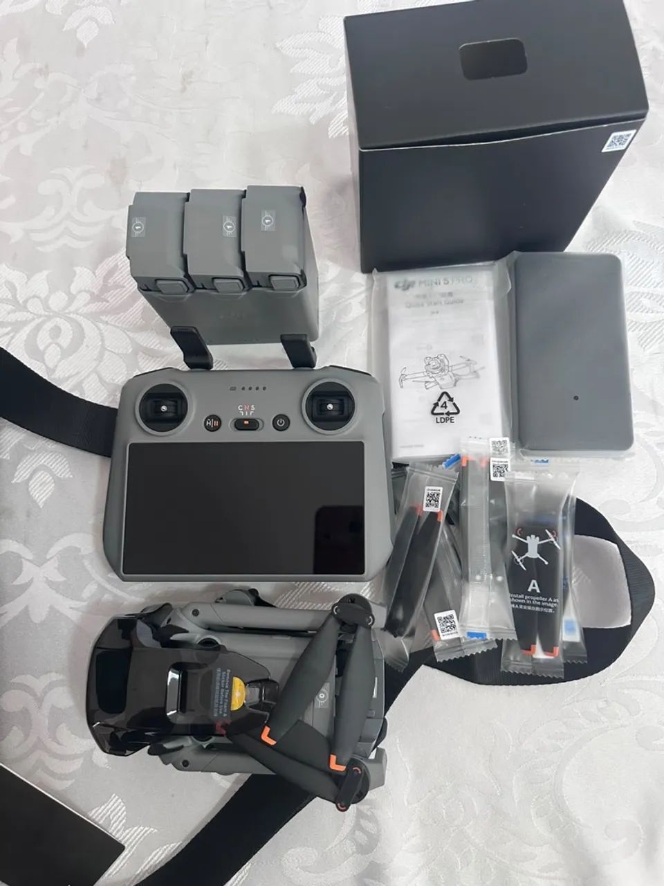 DJI Combo Mini 5 Pro Fly More Plus - Foto 2